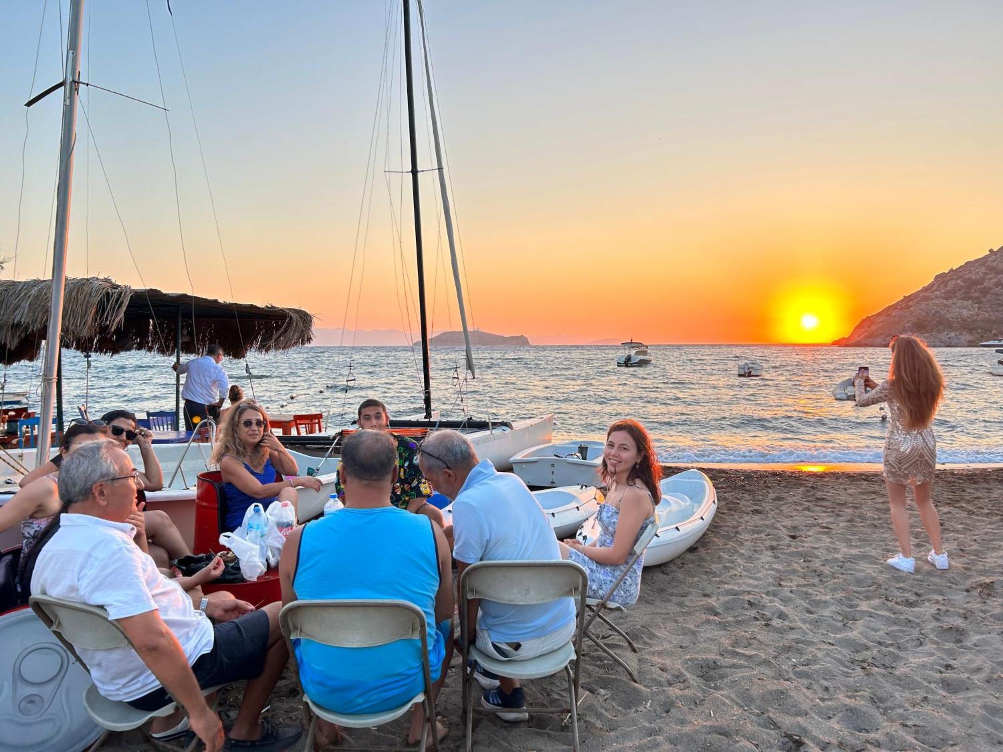 Paradise Guemuesluek Εξωτερικό φωτογραφία